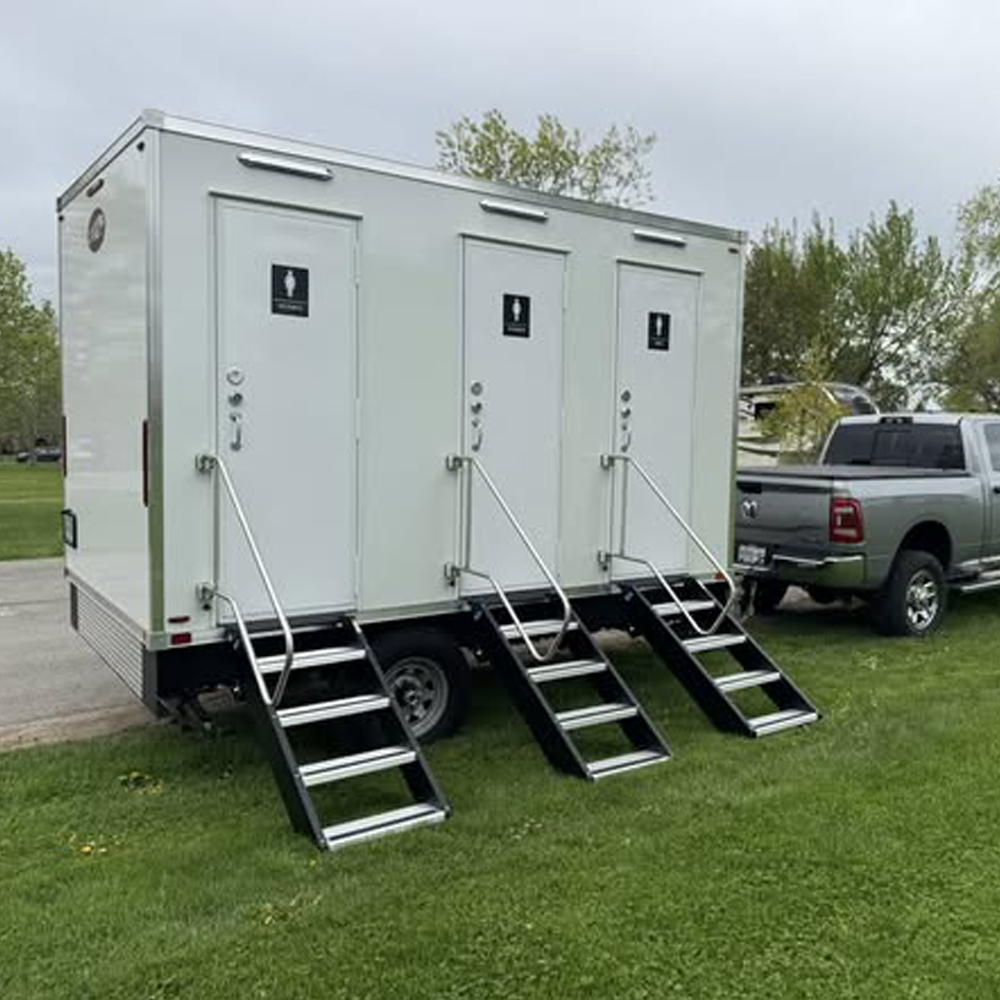 Outdoor 3-Rooms Mobile Toilet  – обзор и цена Outdoor Camping Trailer